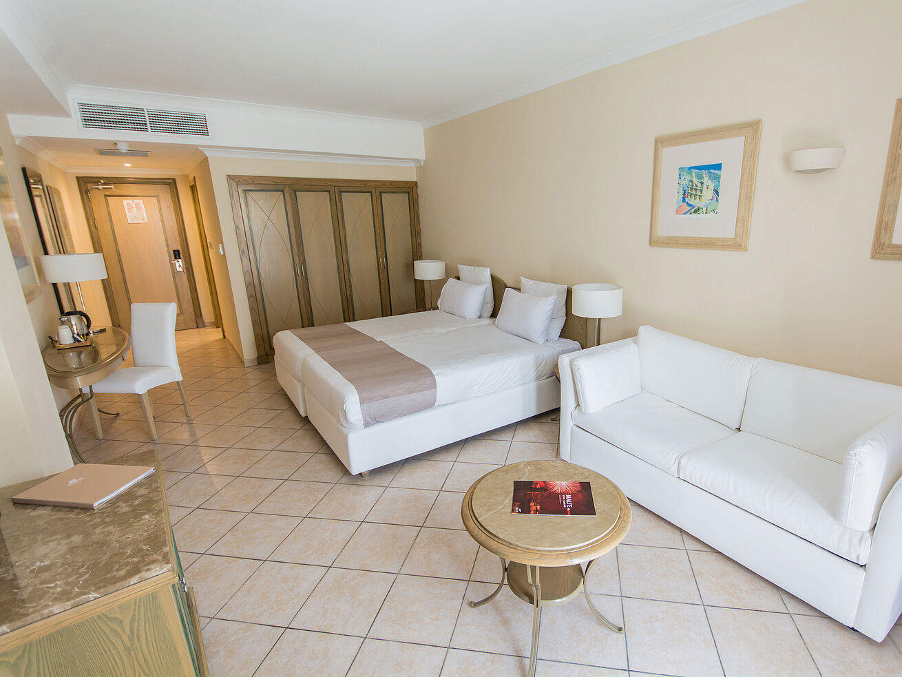 Junior Suite | Maritim Antonine Hotel & Spa Malta