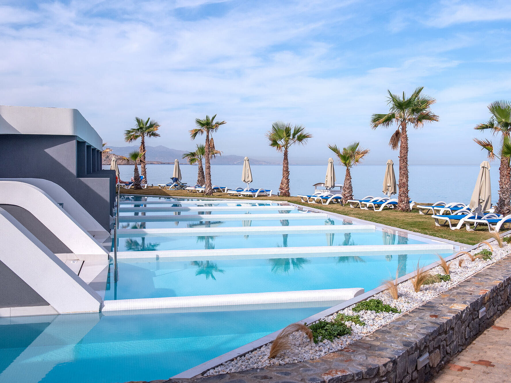 Bungalow Pools | Arina Beach Resort Kreta